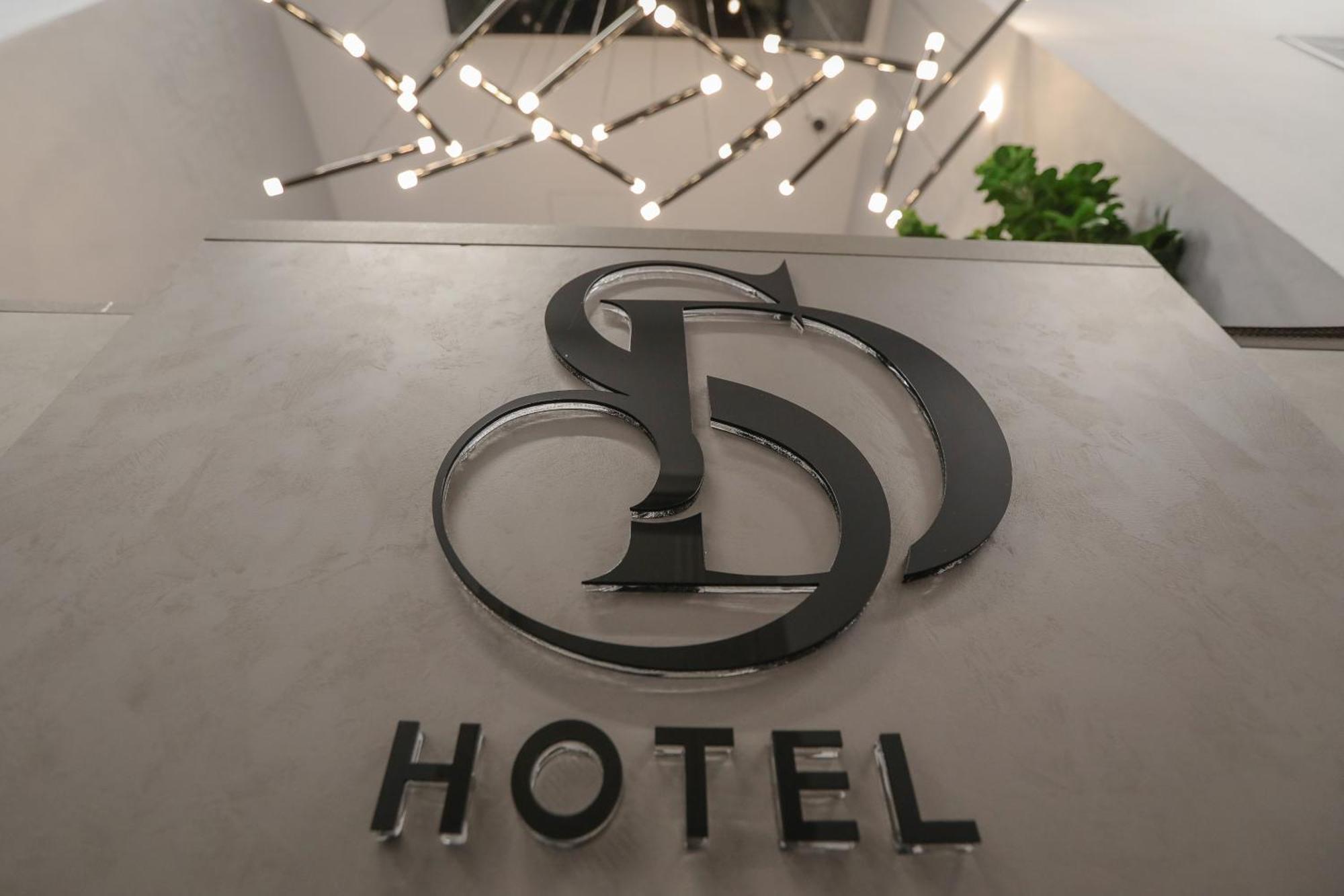 Hotel Dirista Shkoder Bagian luar foto