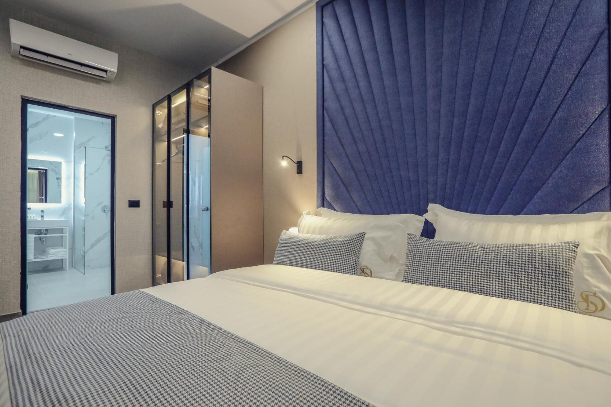 Hotel Dirista Shkoder Bagian luar foto