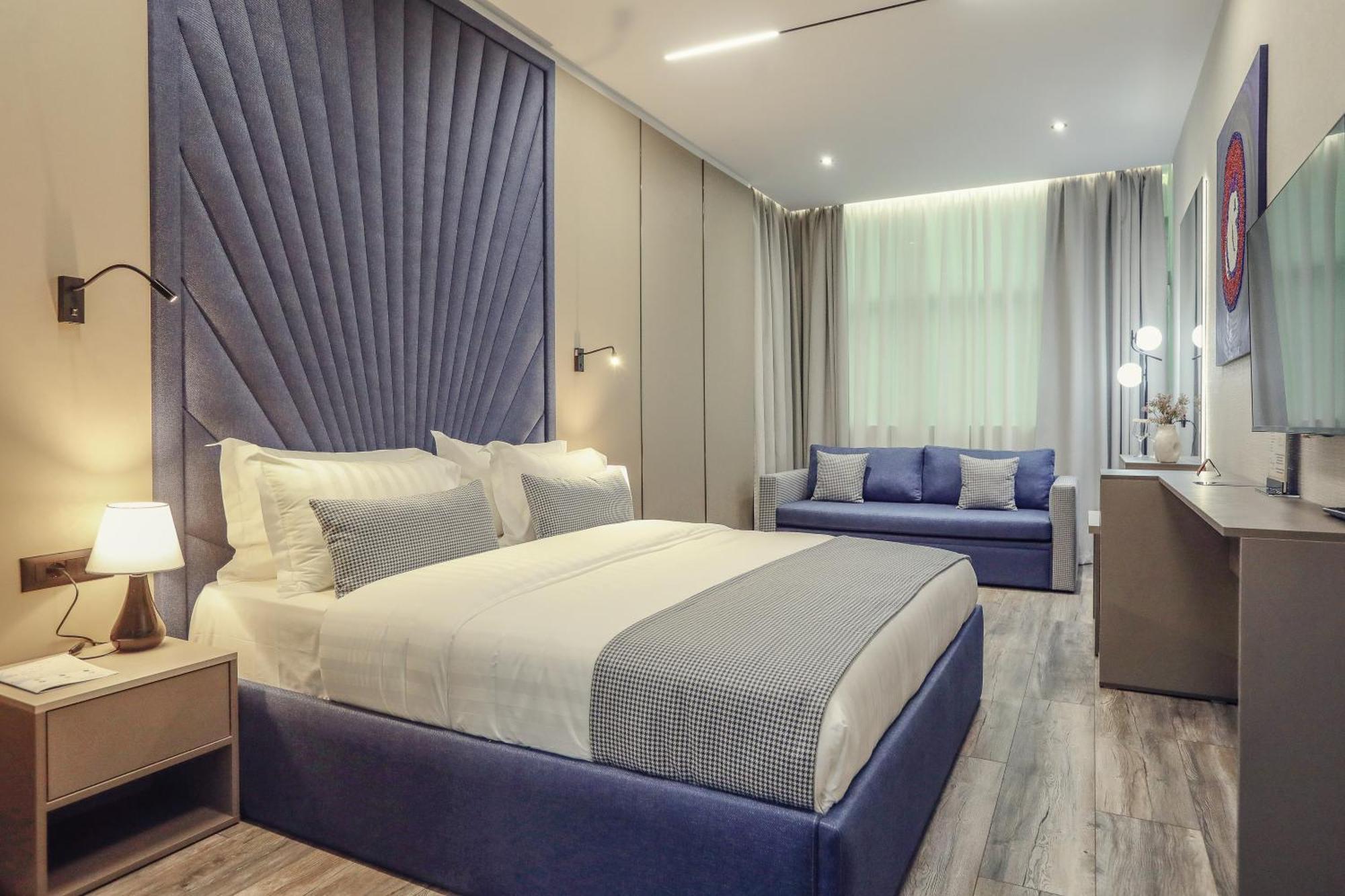 Hotel Dirista Shkoder Bagian luar foto