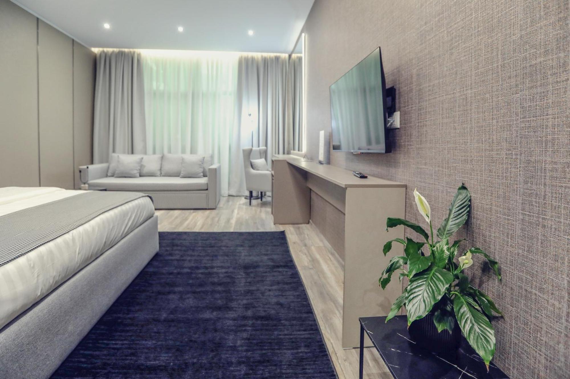 Hotel Dirista Shkoder Bagian luar foto