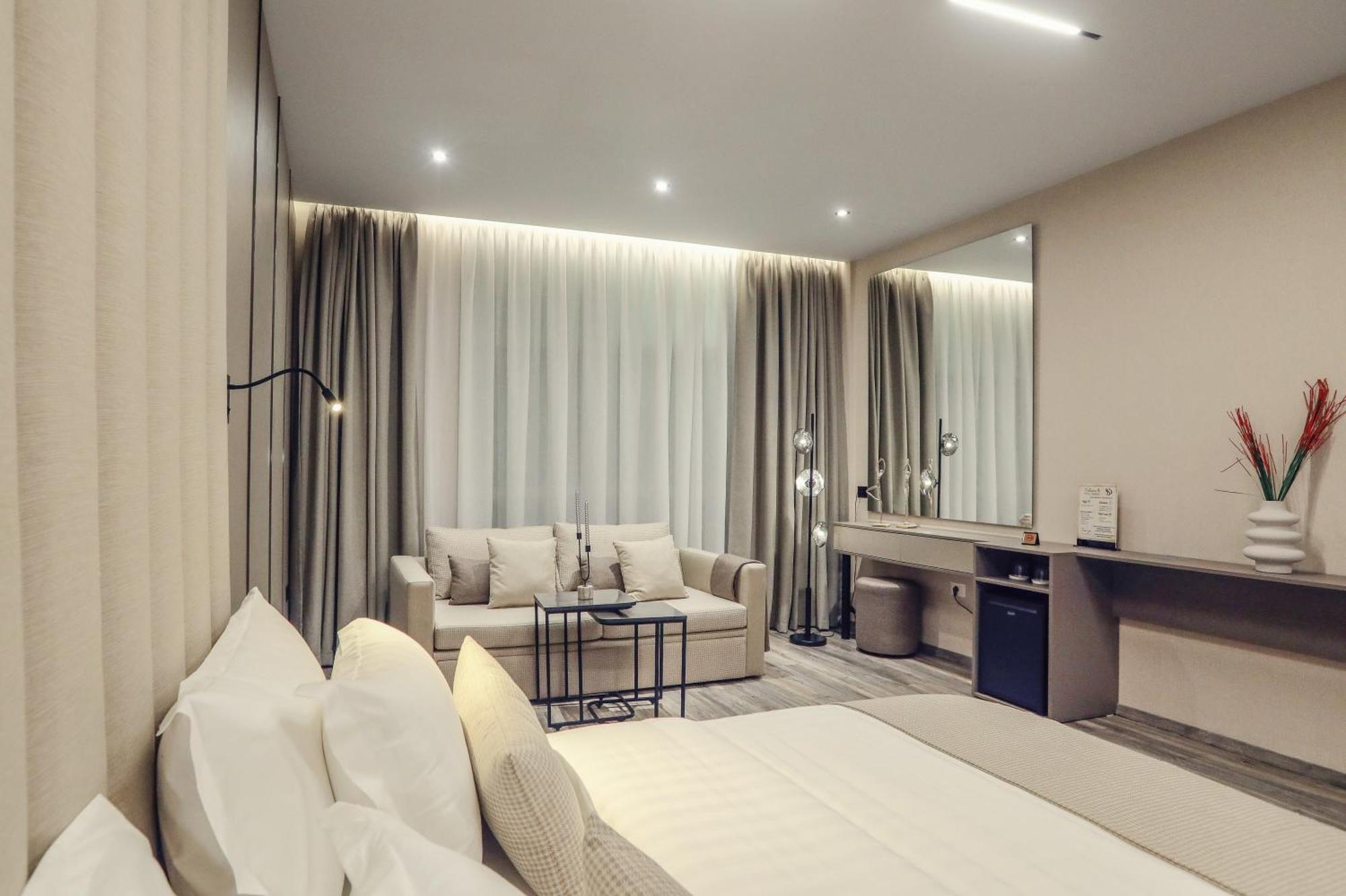 Hotel Dirista Shkoder Bagian luar foto