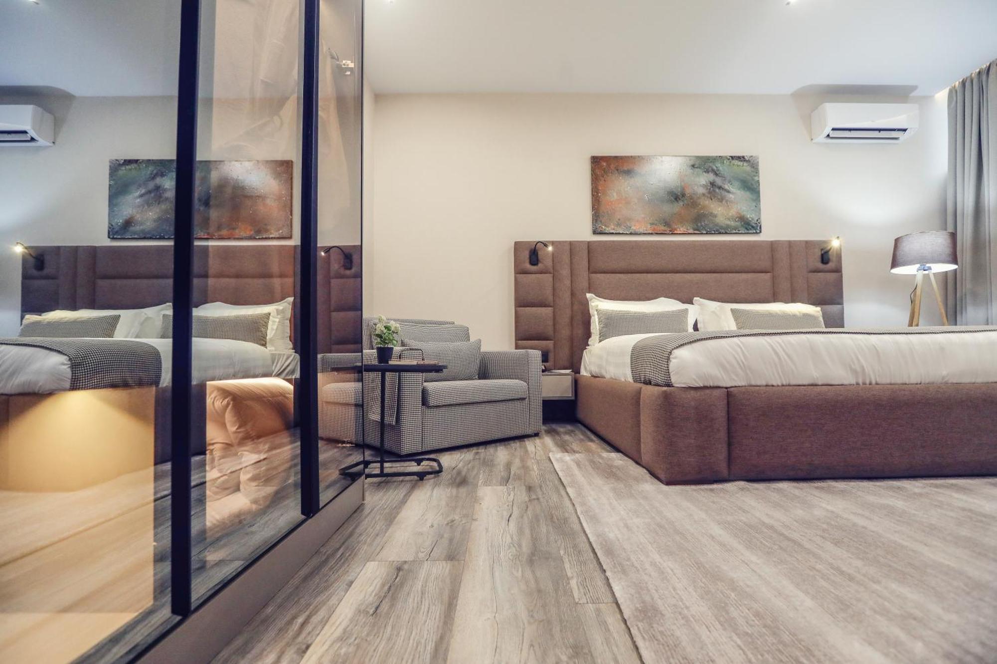 Hotel Dirista Shkoder Bagian luar foto