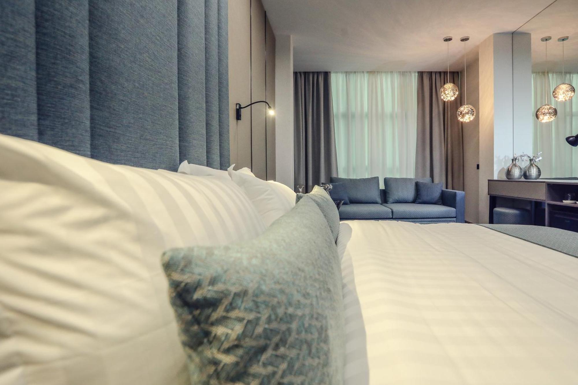 Hotel Dirista Shkoder Bagian luar foto