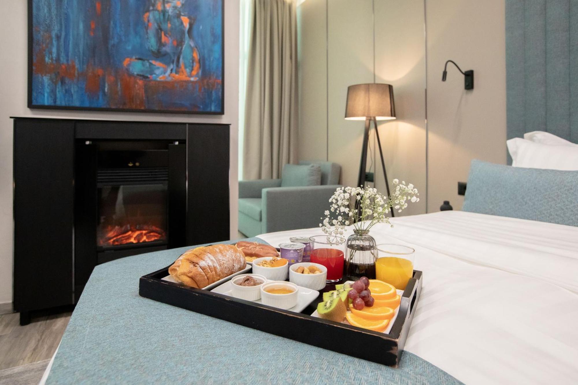 Hotel Dirista Shkoder Bagian luar foto